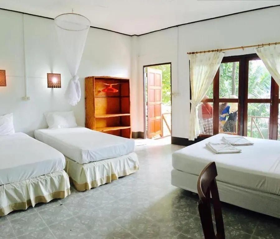 Bamboo Bay Family Resort Ko Lanta