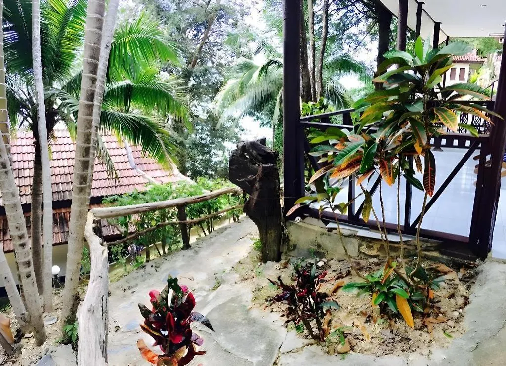 Bamboo Bay Family Resort Ko Lanta Hotel