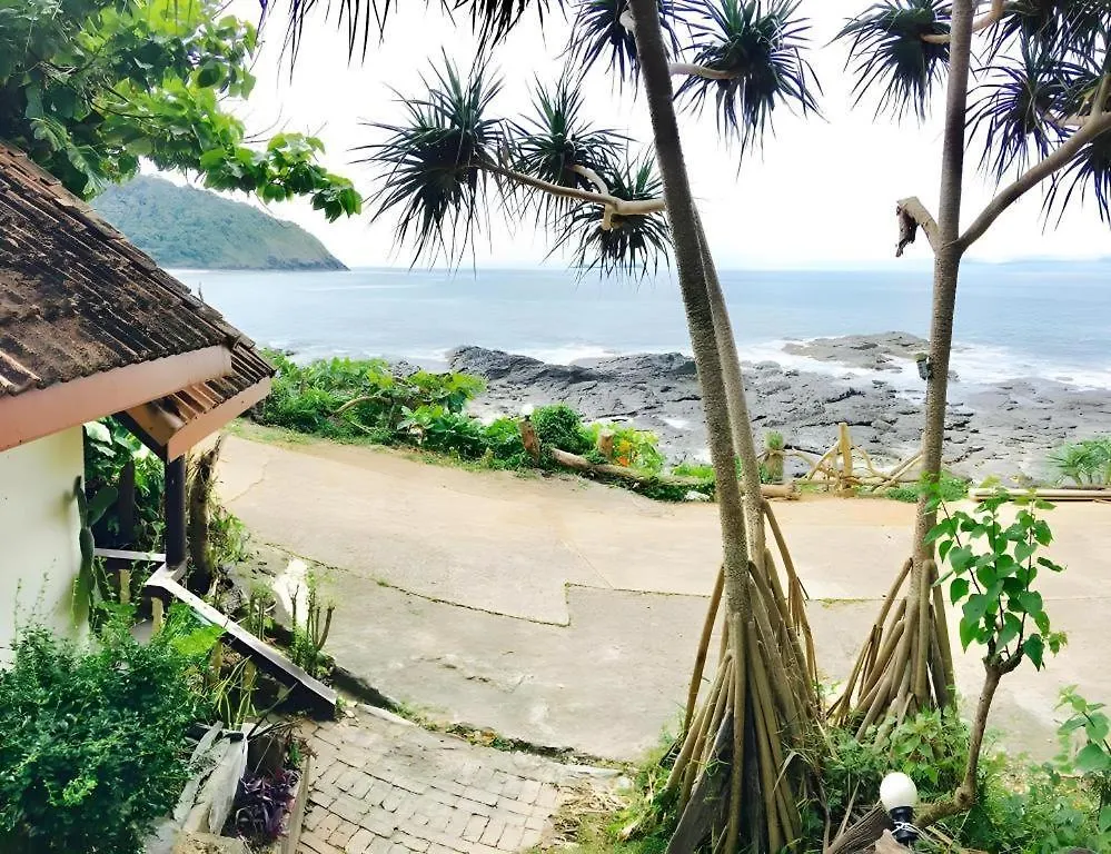 Bamboo Bay Family Resort Ko Lanta 2*,  泰国